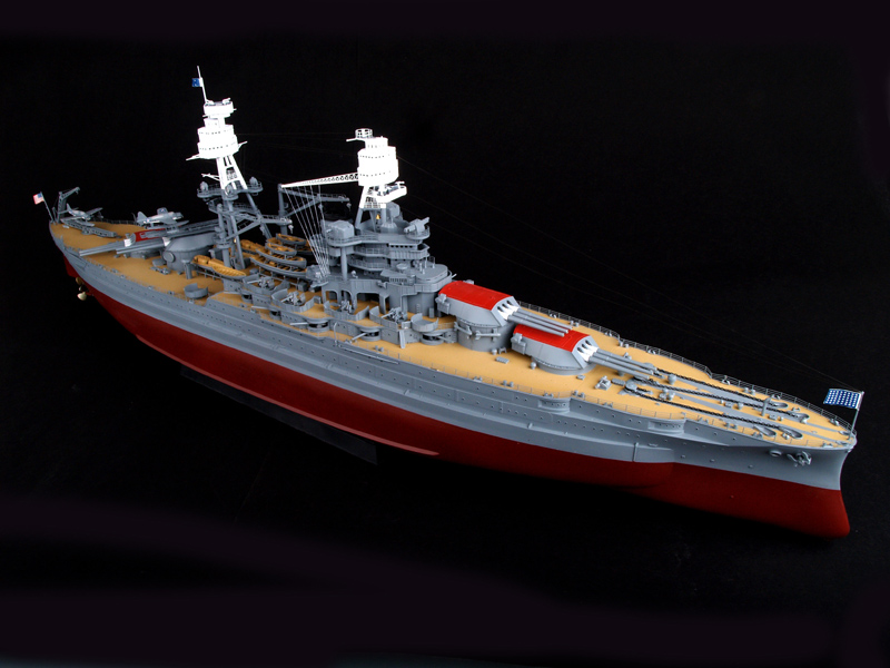 ทรัมเปเตอร์ 03701 1/200 สเกล U - Model Kit Uss Arizona บทวิจารณ์และราคา