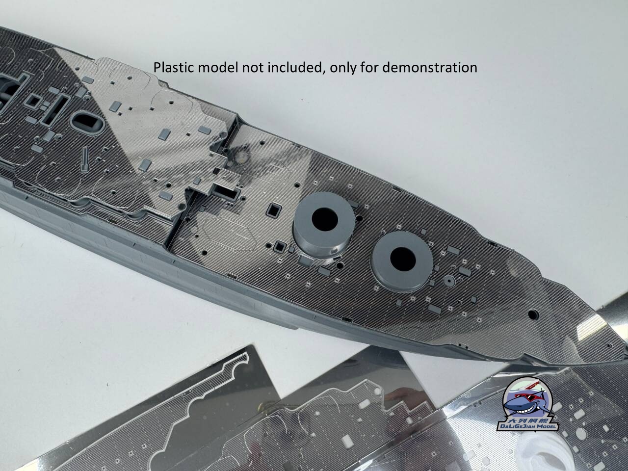 1/350 สเกลเมทัลเด็คสำหรับ CY10 - Model Kit Uss Arizona บทวิจารณ์และราคา